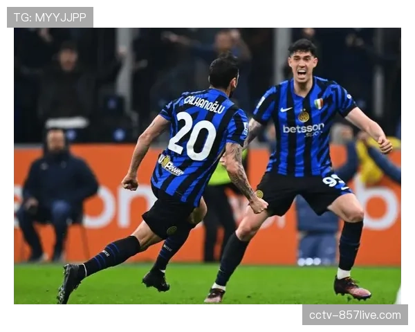 国米训练课重点演练三中卫前提,因扎吉寻求破密集防守新解